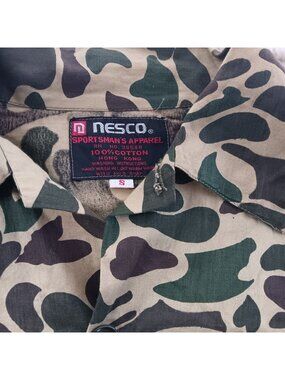 Small VTG Camo Shirt Nesco Frog Skin Camouflage Button Long Sleeve Hunting
